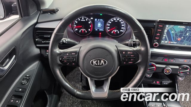 Kia Stonic 2018 — photo 20