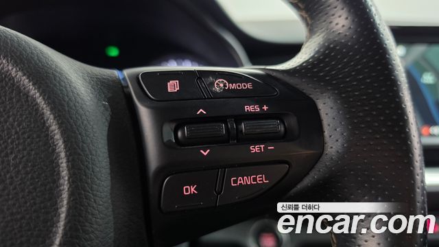 Kia Stonic 2018 — photo 22