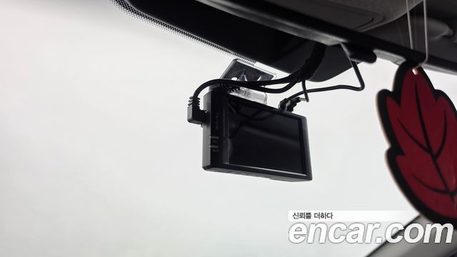 Kia Stonic 2018 — photo 25