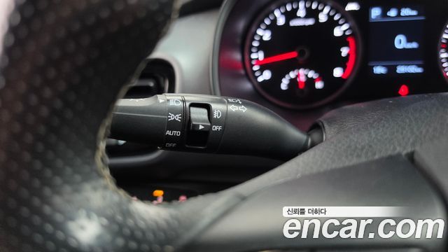 Kia Stonic 2018 — photo 29