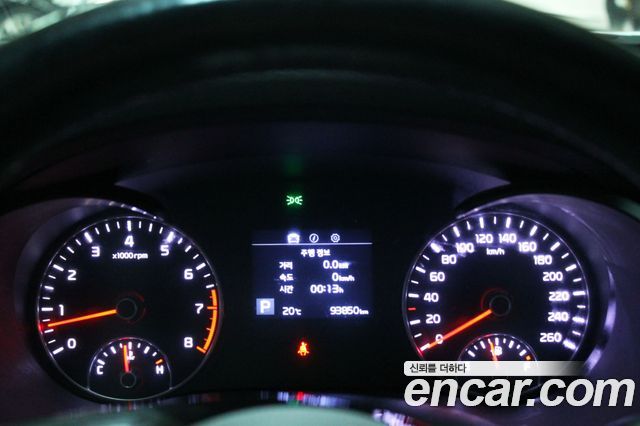 Kia K5 2020 — photo 11