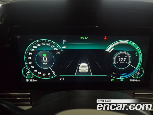 Hyundai Grandeur 2022 — photo 11