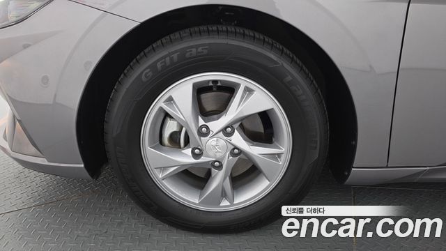 Hyundai AVANTE 2021 — photo 5