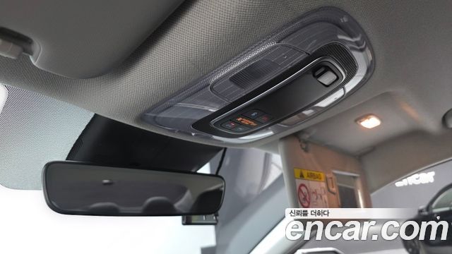 Hyundai AVANTE 2021 — photo 18