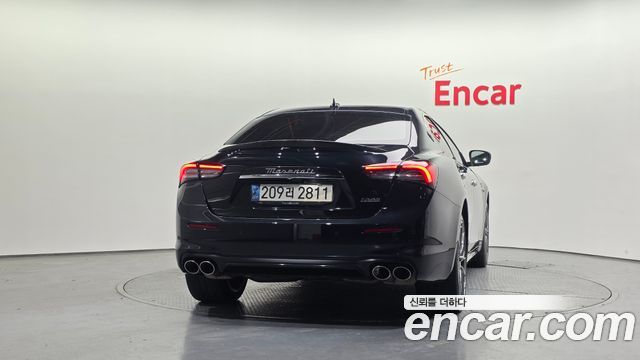 Maserati Ghibli 2021 — photo 4