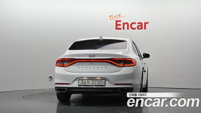 Hyundai Grandeur 2018 — photo 4