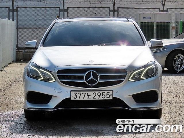 Mercedes-Benz E-Class 2015 — photo 1