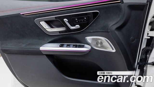 Mercedes-Benz EQE 2024 — photo 15