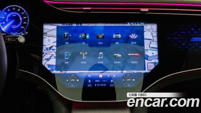 Mercedes-Benz EQE 2024 — photo 16