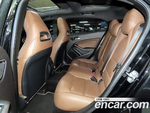 Mercedes-Benz GLA-Class 2018 — photo 7