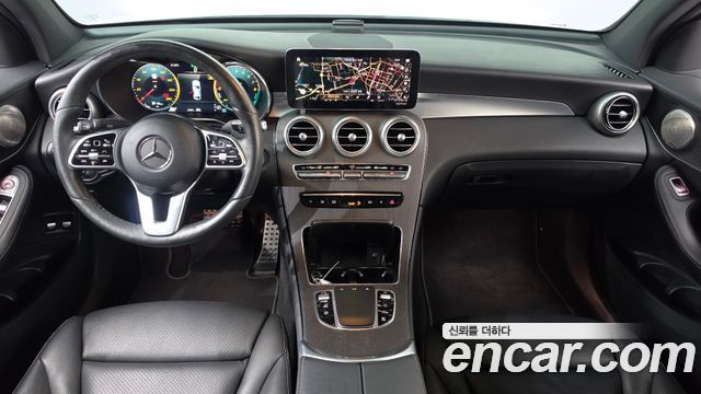 Mercedes-Benz GLC-Class 2021 — photo 10