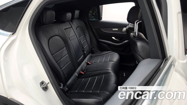 Mercedes-Benz GLC-Class 2021 — photo 17