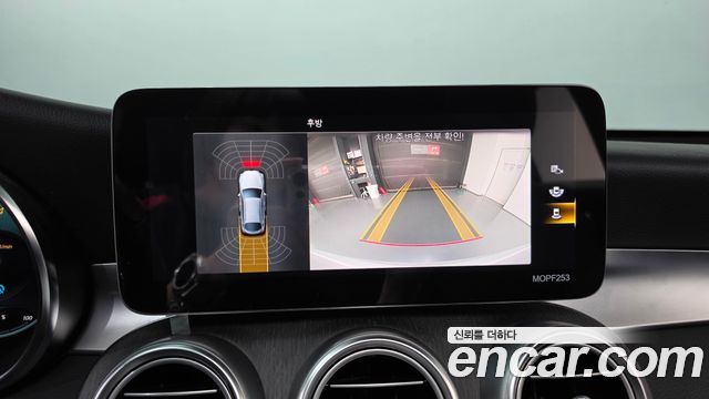 Mercedes-Benz GLC-Class 2021 — photo 20