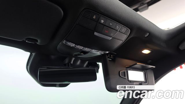 Mercedes-Benz GLC-Class 2021 — photo 24