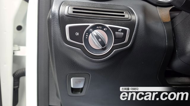 Mercedes-Benz GLC-Class 2021 — photo 26