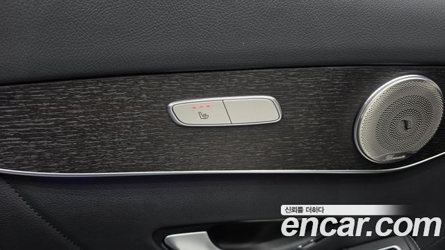 Mercedes-Benz GLC-Class 2021 — photo 30