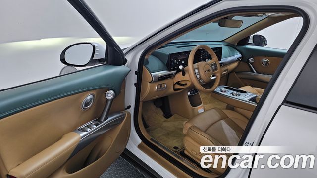 Genesis GV60 2022 — photo 13