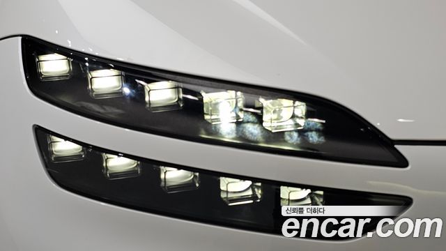 Genesis GV60 2022 — photo 8