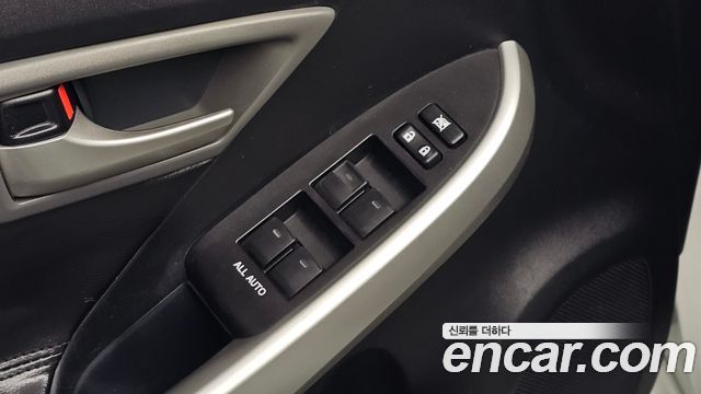 Toyota Prius 2015 — photo 23