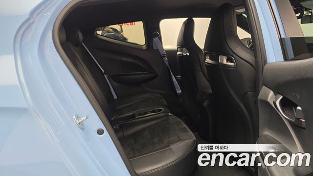 Hyundai Veloster 2019 — photo 17