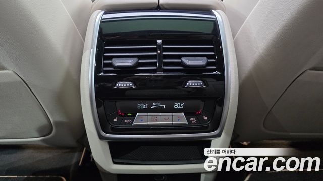 BMW X6 2020 — photo 34