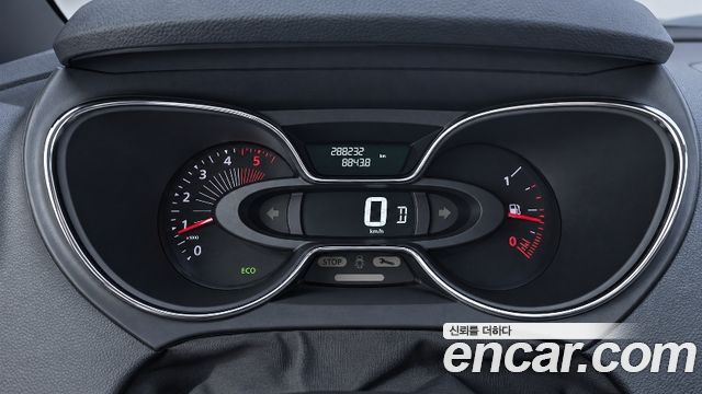 Renault Korea QM3 2017 — photo 7