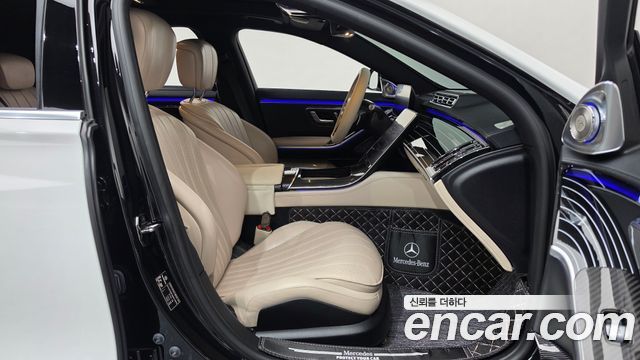 Mercedes-Benz S-Class 2021 — photo 16