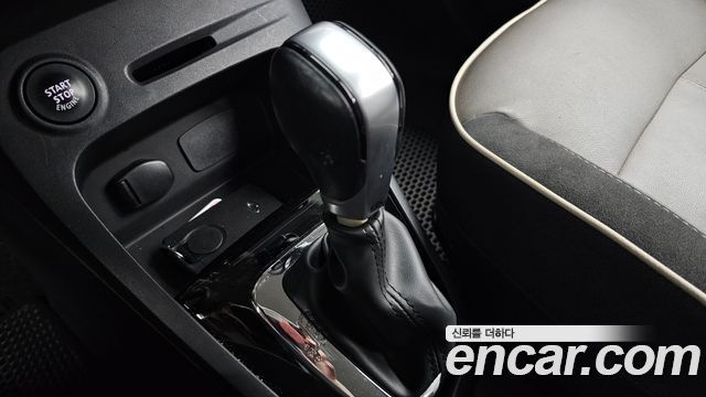Renault Korea QM3 2016 — photo 12