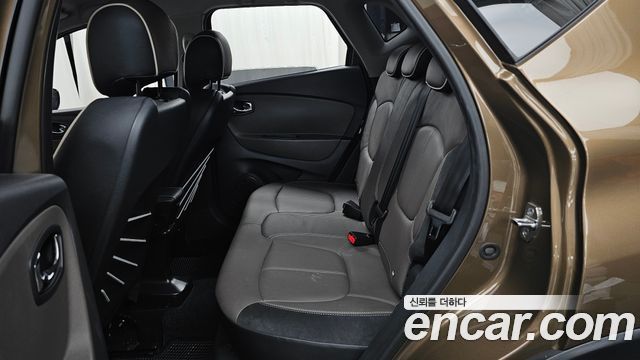 Renault Korea QM3 2016 — photo 16