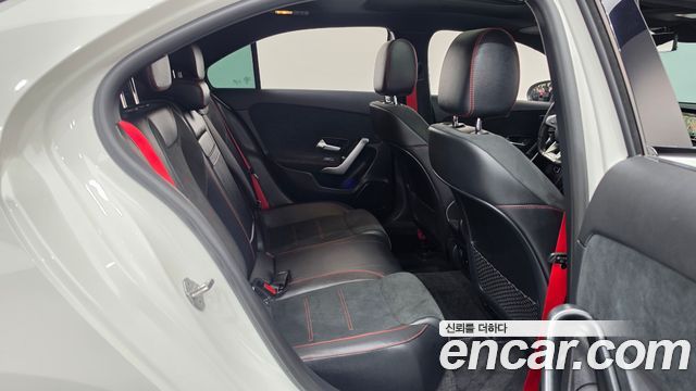 Mercedes-Benz A-Class 2023 — photo 17
