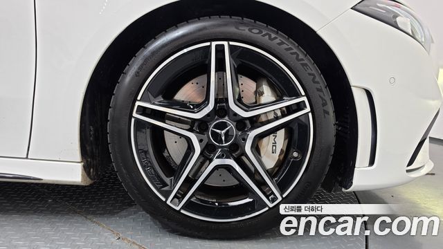 Mercedes-Benz A-Class 2023 — photo 7