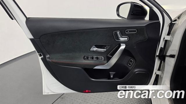 Mercedes-Benz A-Class 2023 — photo 14