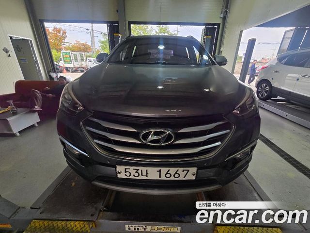 Hyundai Santafe 2018 — photo 1
