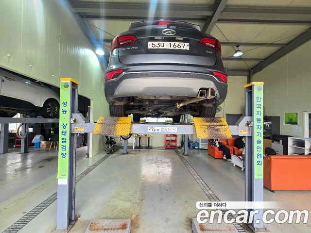 Hyundai Santafe 2018 — photo 2
