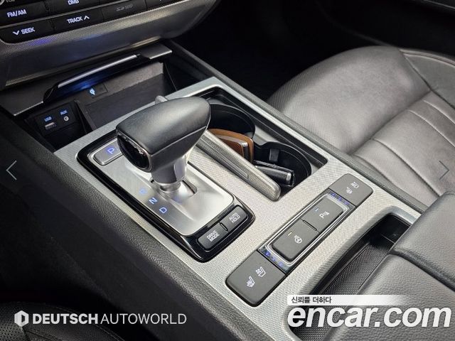Genesis G80 2017 — photo 9