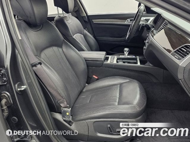 Genesis G80 2017 — photo 10