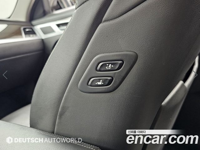 Genesis G80 2017 — photo 17