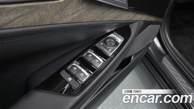 Kia K8 2023 — photo 28