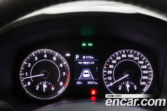 Hyundai Venue 2021 — photo 11