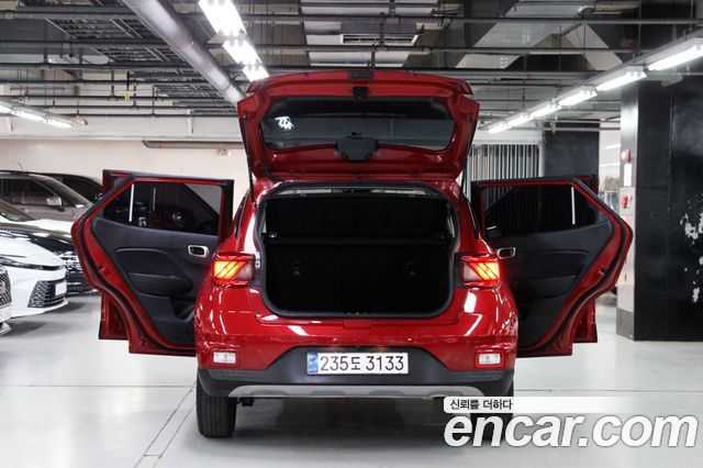 Hyundai Venue 2021 — photo 19