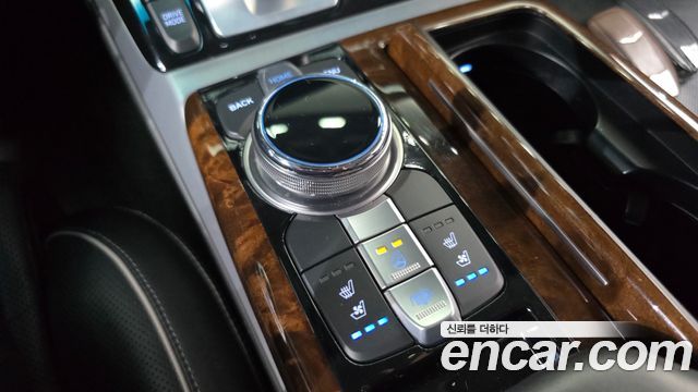 Genesis EQ900 2017 — photo 12