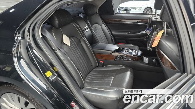 Genesis EQ900 2017 — photo 18
