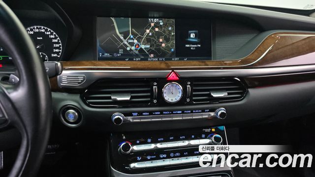 Genesis EQ900 2017 — photo 20