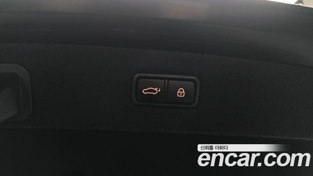 Genesis EQ900 2017 — photo 24