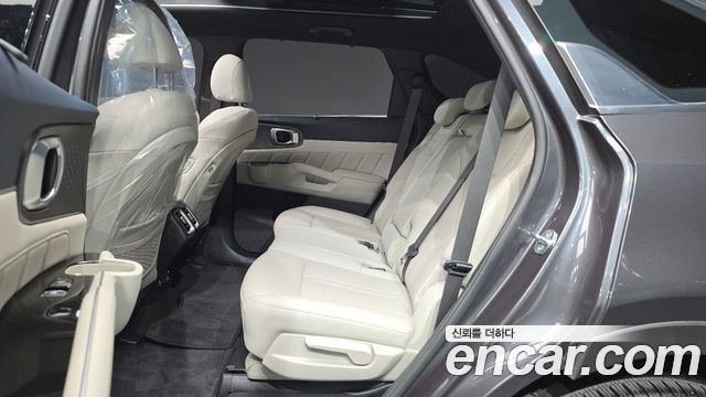 Kia Sorento 2021 — photo 16
