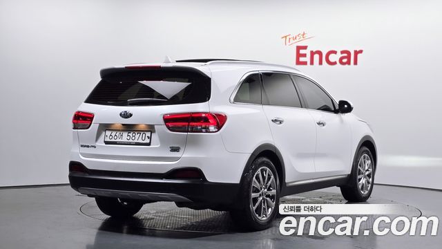 Kia Sorento 2016 — photo 2