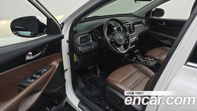 Kia Sorento 2016 — photo 13