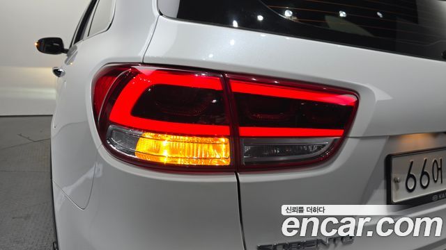 Kia Sorento 2016 — photo 9