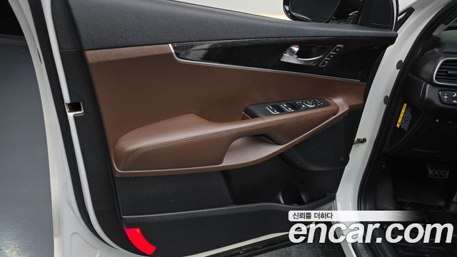 Kia Sorento 2016 — photo 14