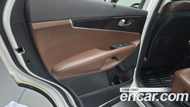 Kia Sorento 2016 — photo 15